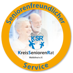 24-Stunden-Pflege: Badge von Simon Gsell als seniorenfreundlicher Service im Kreis Senioren Rat Badge von Simon Gsell als seniorenfreundlicher Service im Kreis Senioren Rat, 24-Stunden-Pflege